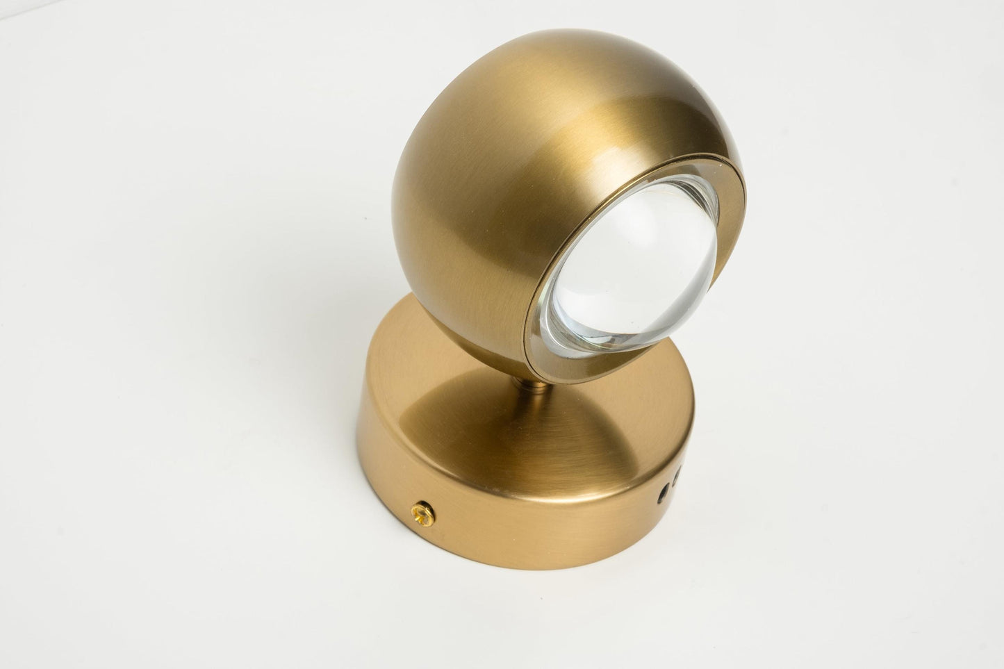 Lensed Wall Lamp