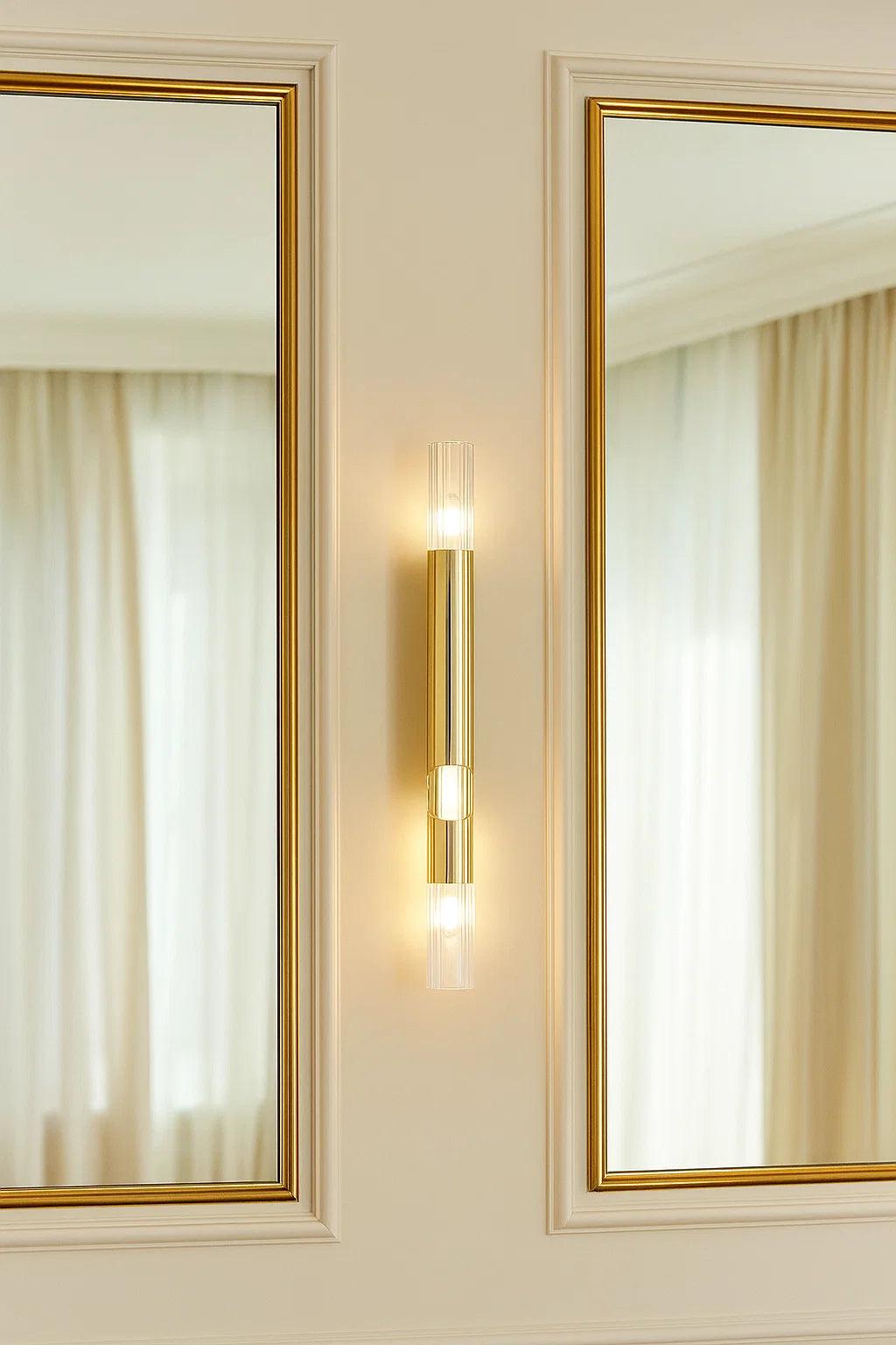 Lumora Single Glass Pipe Wall Lamp